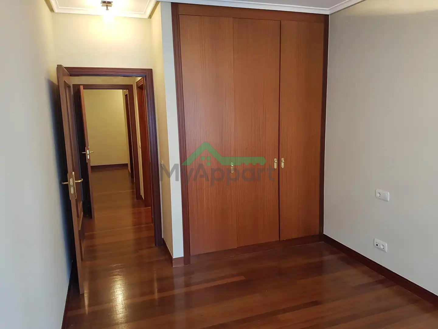 Piso 3 habitaciones parking trastero — foto 4
