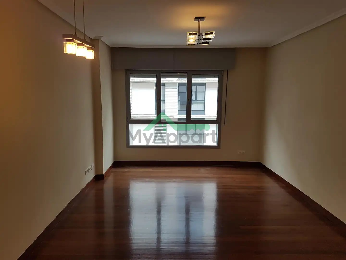 Piso 3 habitaciones parking trastero — foto 2
