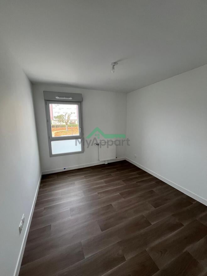 Appartement 4 pièces avec balcon et parking — photo 8