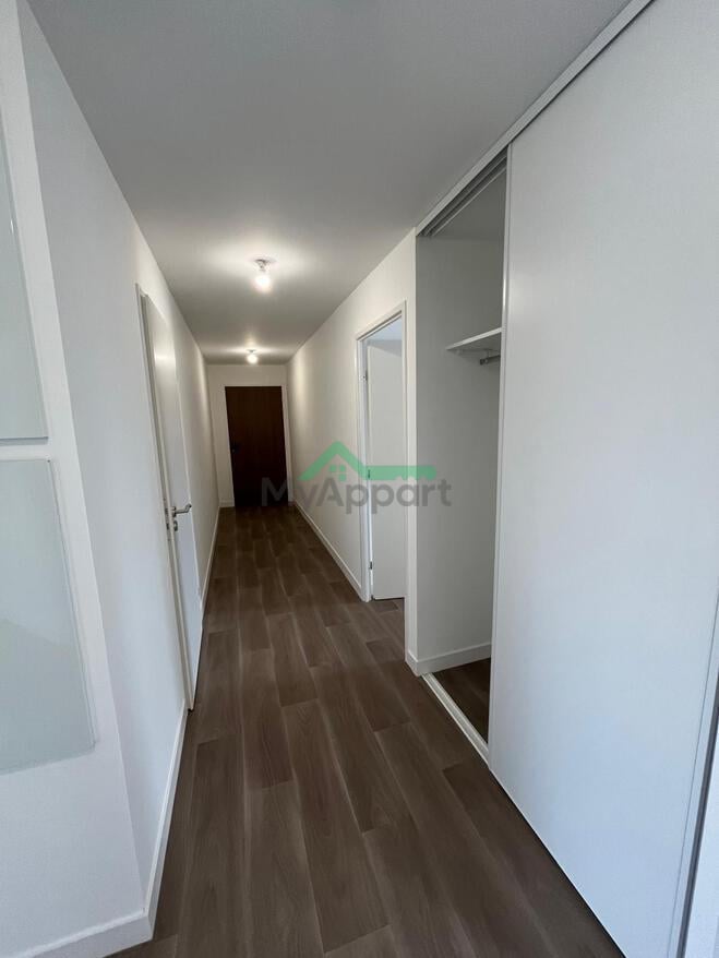 Appartement 4 pièces avec balcon et parking — photo 5