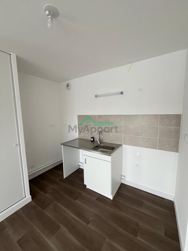 Appartement 4 pièces avec balcon et parking — photo 4