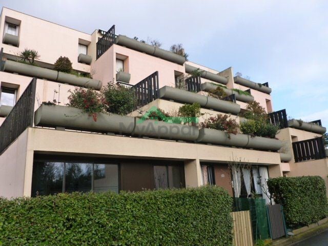 Appartement T3 avec terrasse avec parking — photo 1