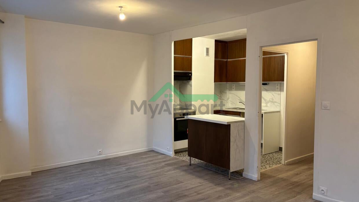 Appartement rénové balcon parking à Clermont Ferrand