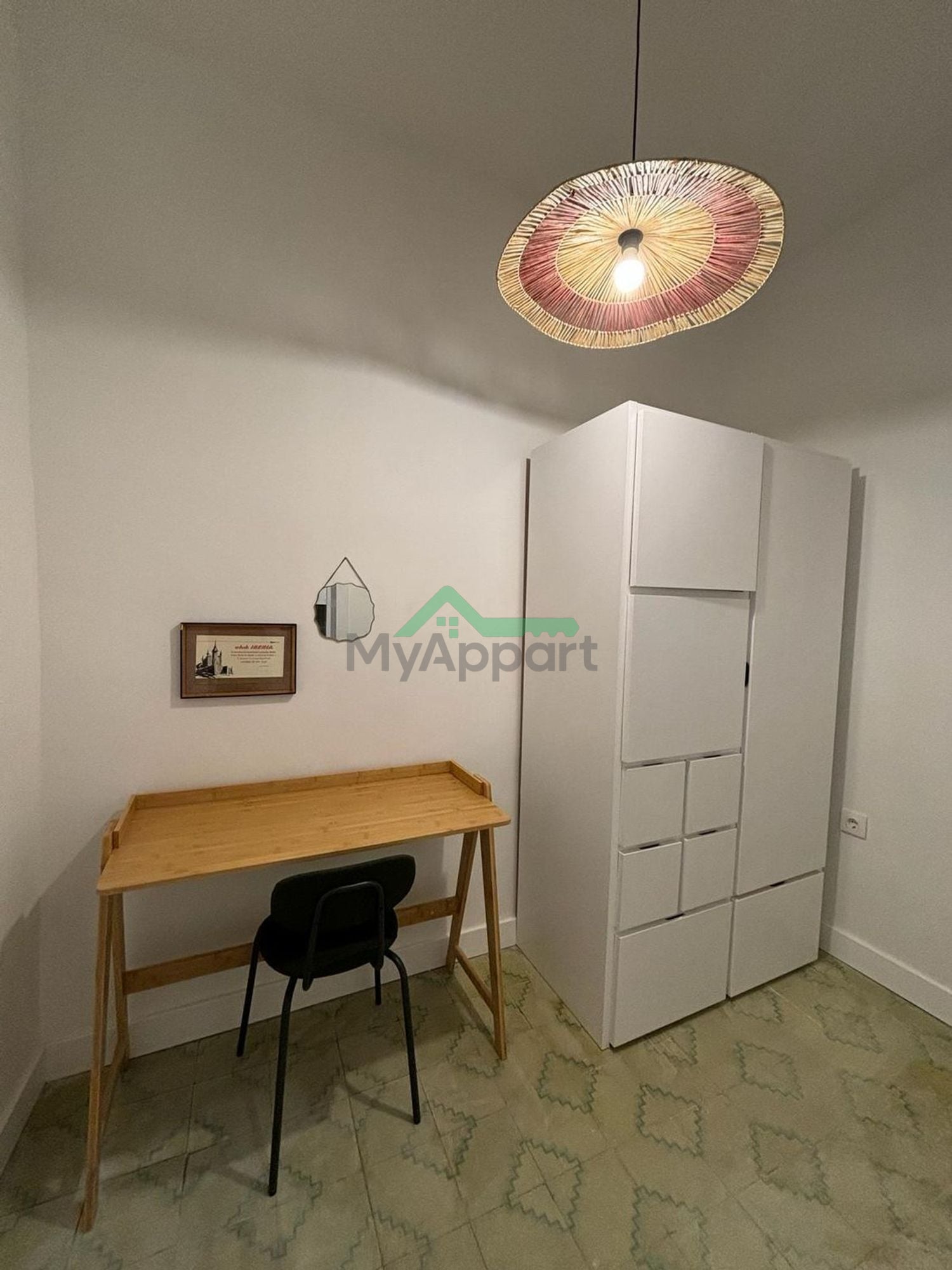 Piso amueblado con balcón — foto 12