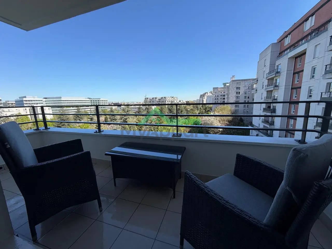 Appartement lumineux balcon cuisine équipée — photo 5