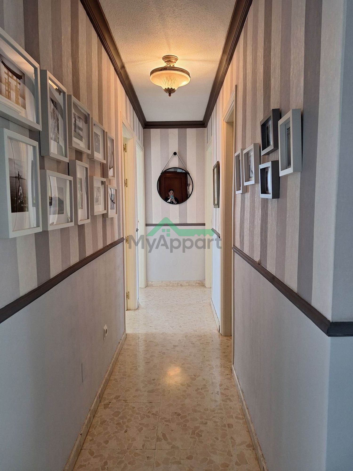 Piso con piscina jardín y parking — foto 2