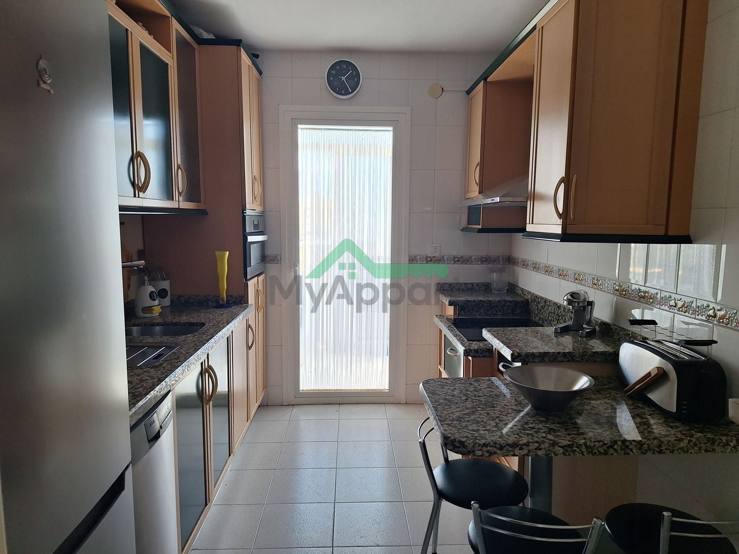 Piso con piscina jardín y parking — foto 6