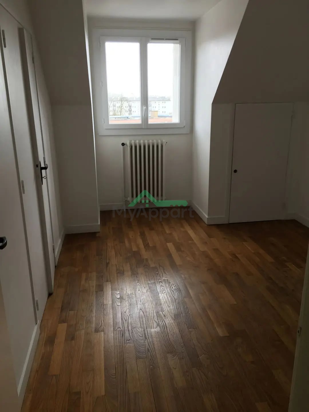 Appartement 2 pièces cuisine équipée parking — photo 3
