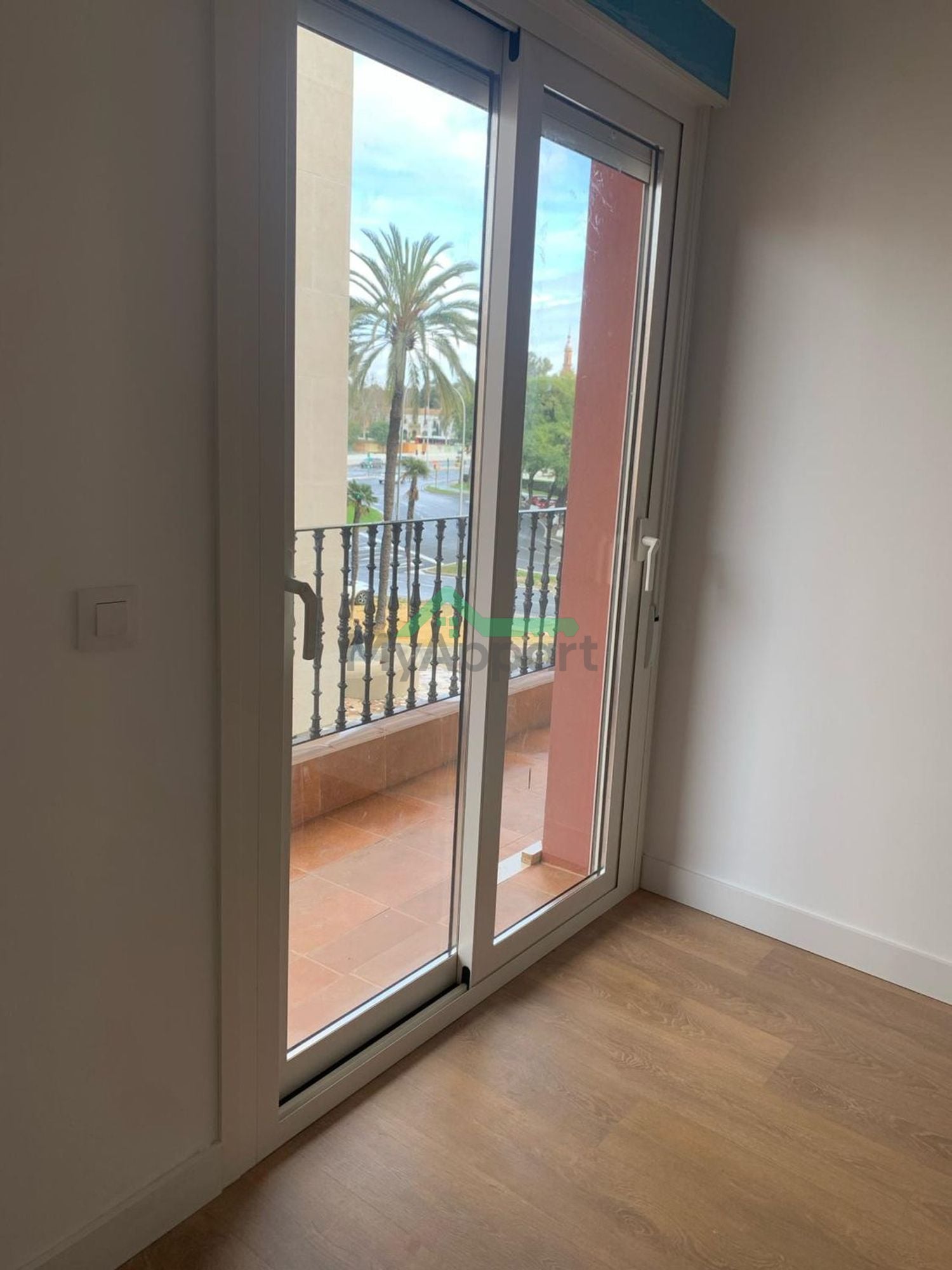 Piso reformado con terraza y vistas — foto 9