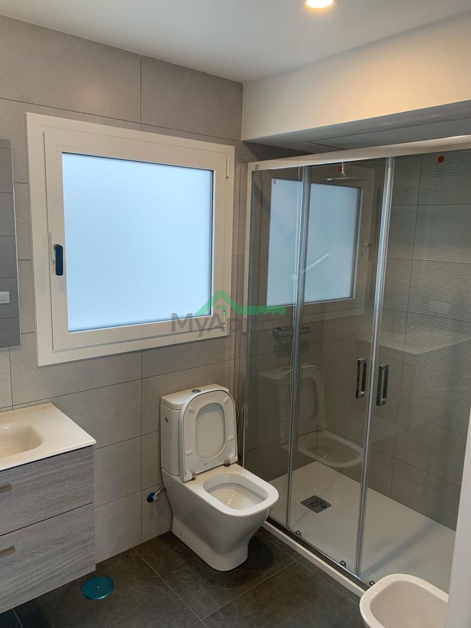 Piso reformado con terraza y vistas — foto 10