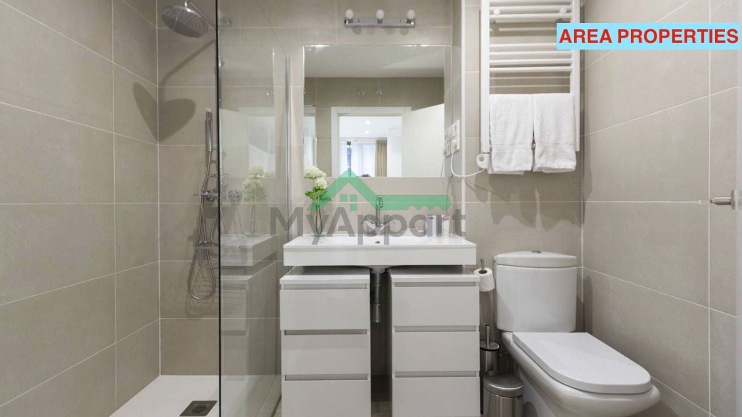 Piso reformado con terraza amueblada — foto 5