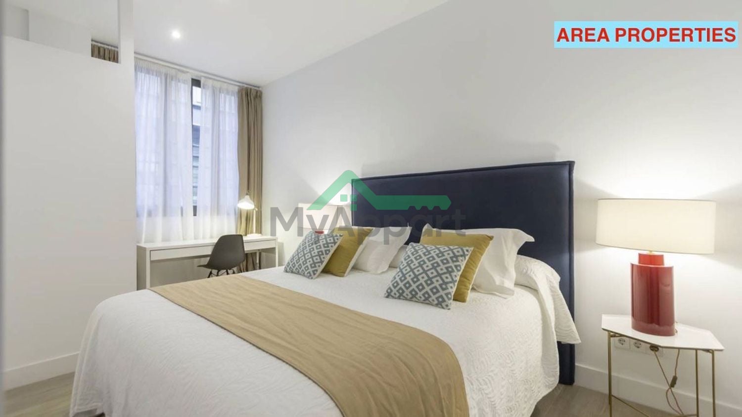 Piso reformado con terraza amueblada — foto 6