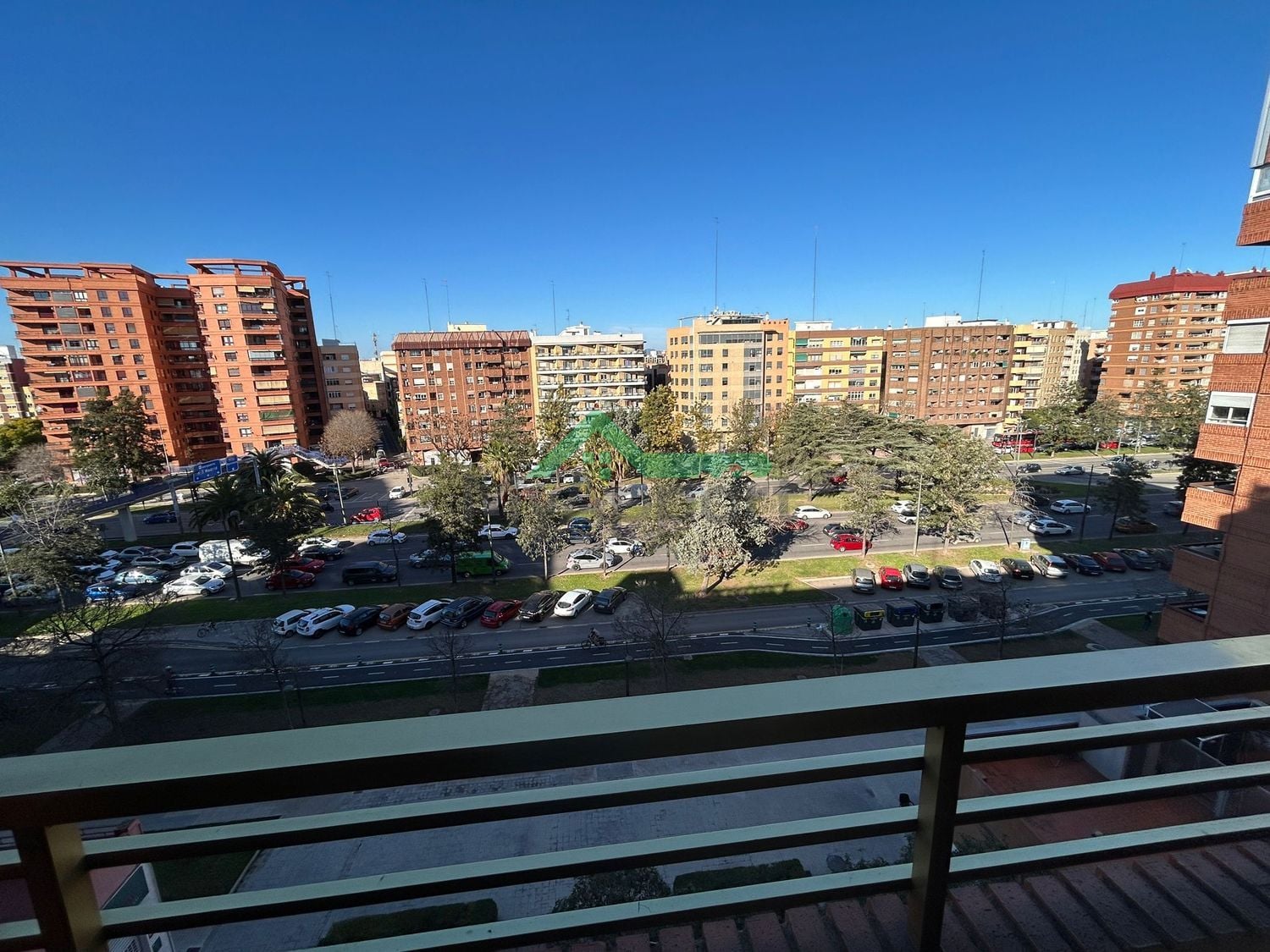 Piso reformado con balcones — foto 1