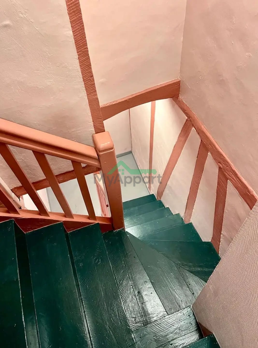 Studio meublé rénové cuisine équipée — photo 10