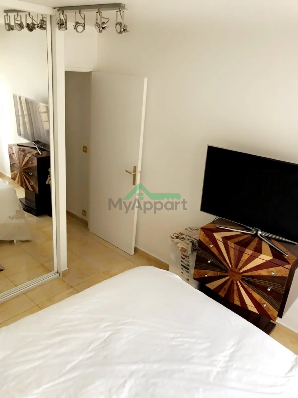 Appartement meublé lumineux avec balcon — photo 7