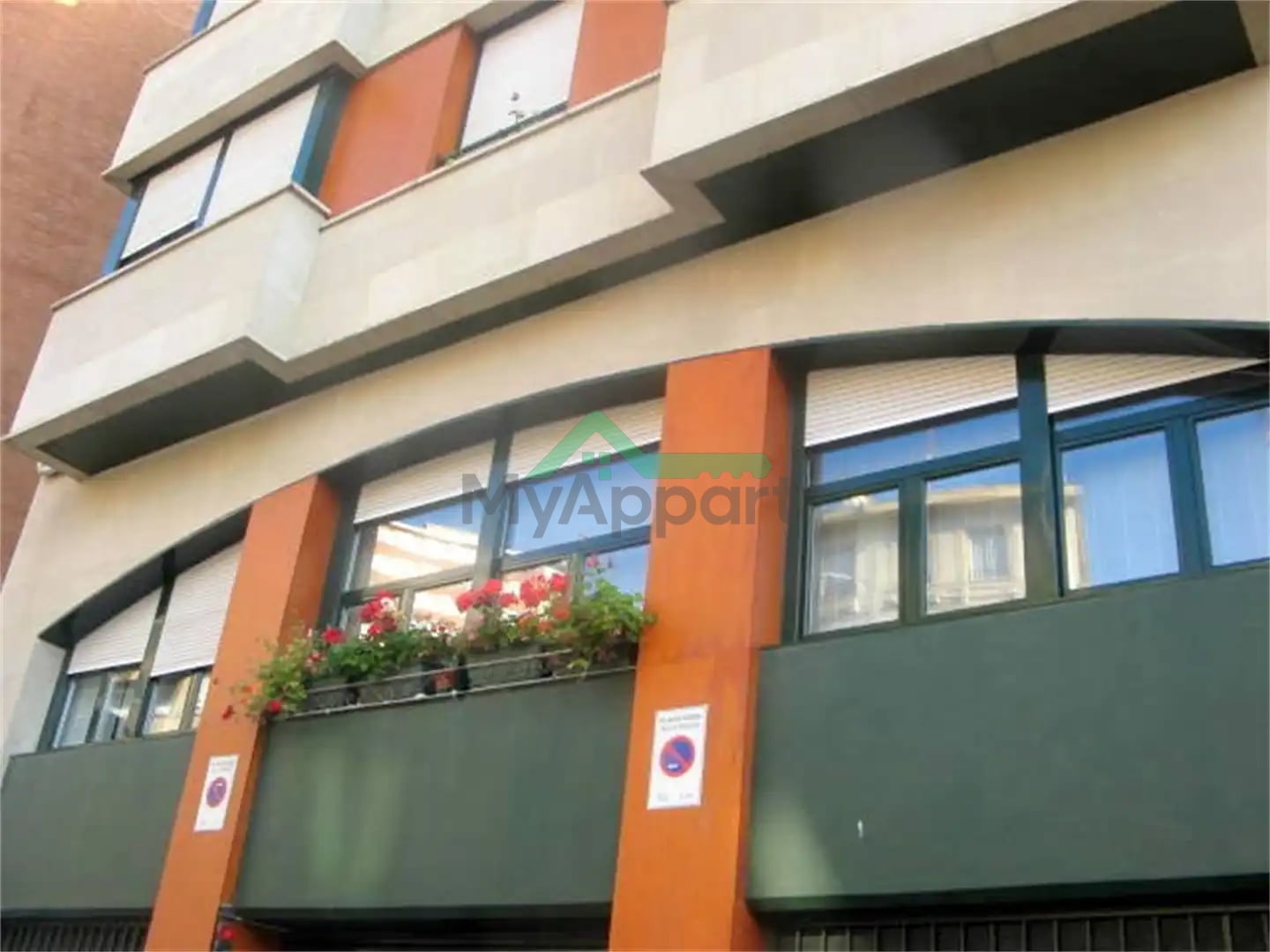 Apartamento exterior amueblado con trastero — foto 1