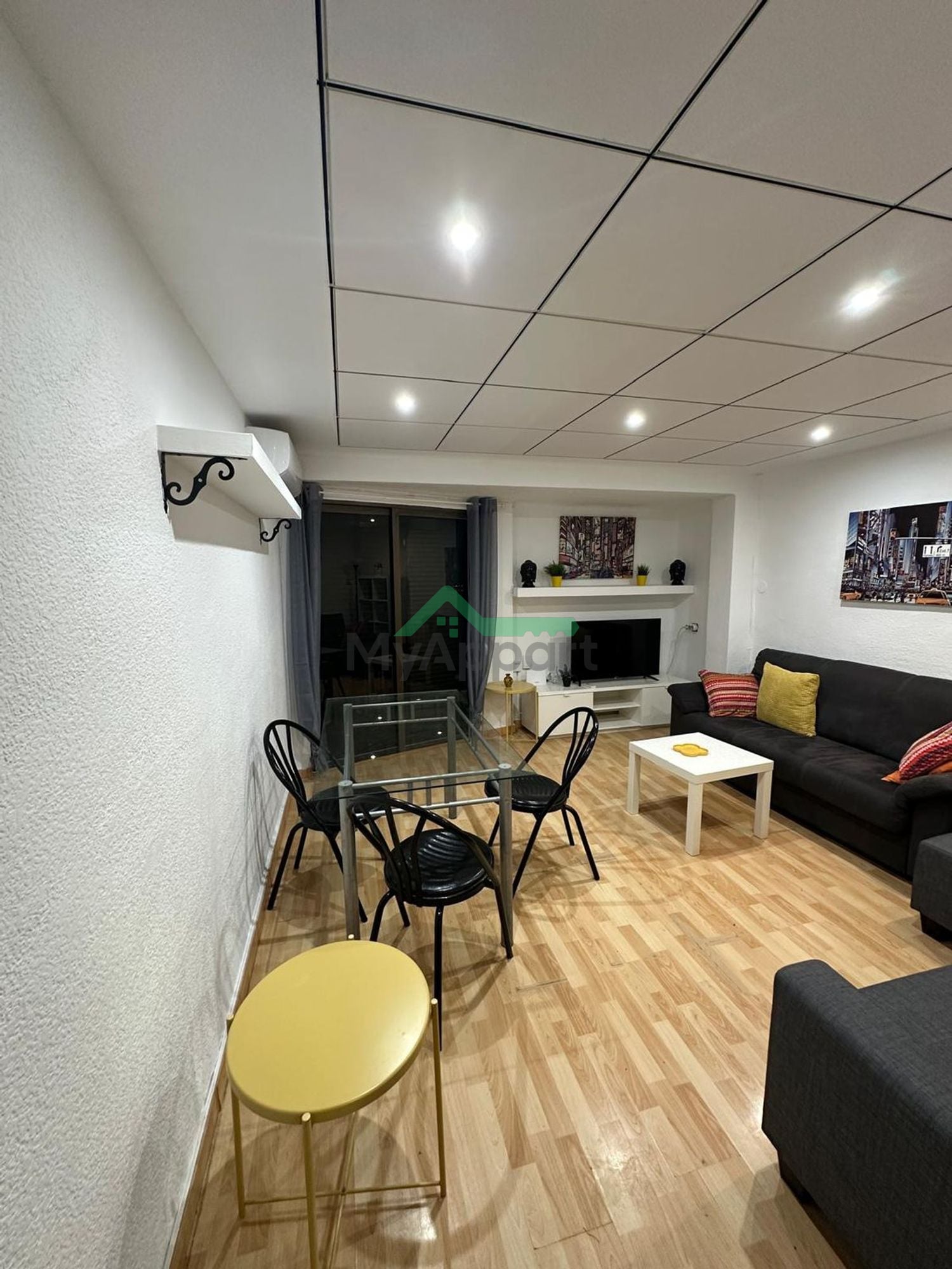 Piso amueblado 3 habitaciones — foto 1
