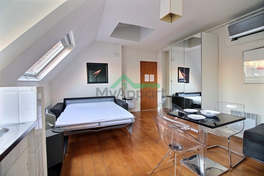 Location Studio 20,57 m² Paris 1er - Palais Royal - Rue De Rivoli — photo 4