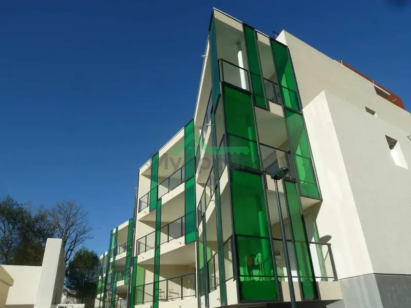 Studio meublé avec terrasse et parking — photo 8