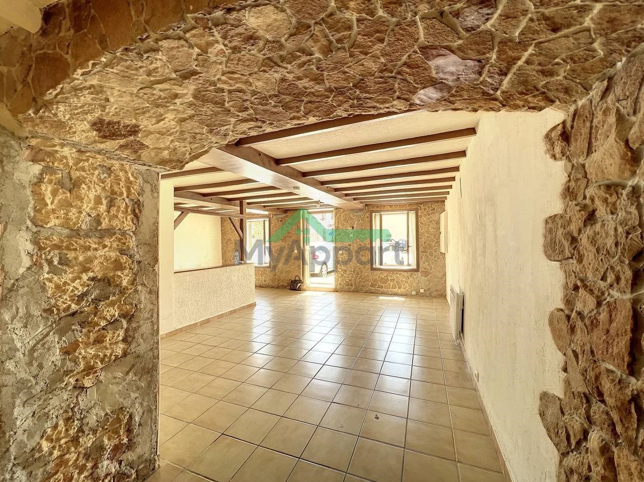 Location Studio 52 m² Saint-Vérand