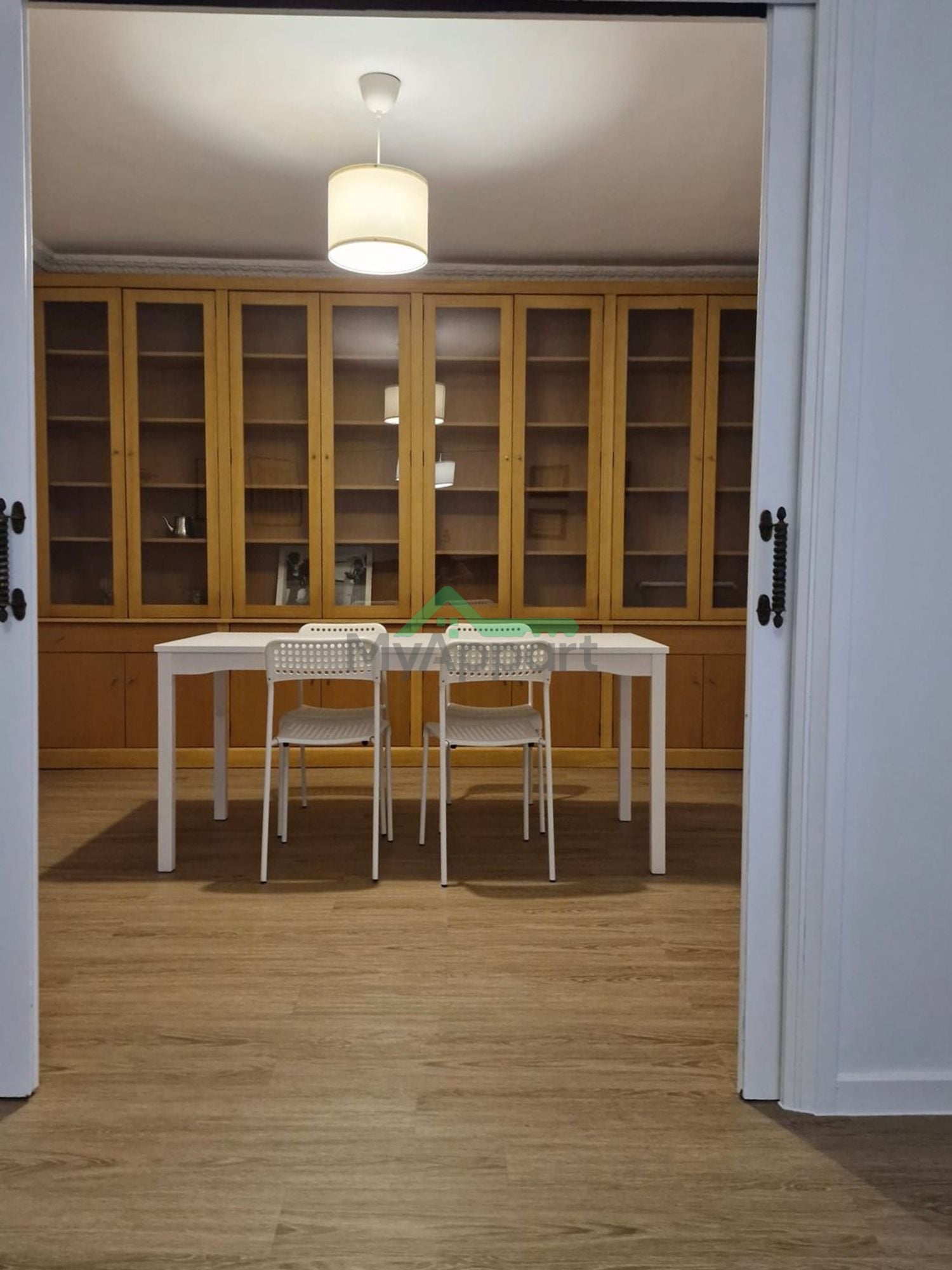 Piso 2 dormitorios Nervión Sevilla — foto 1