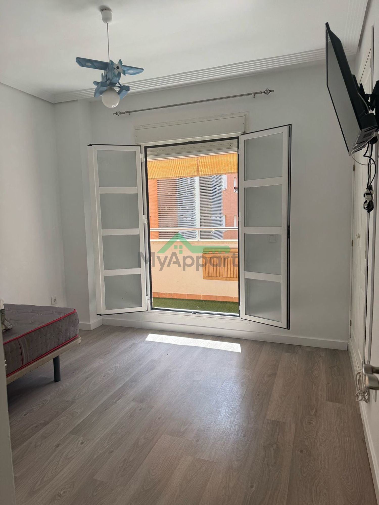 Piso luminoso con terraza vestidor — foto 10