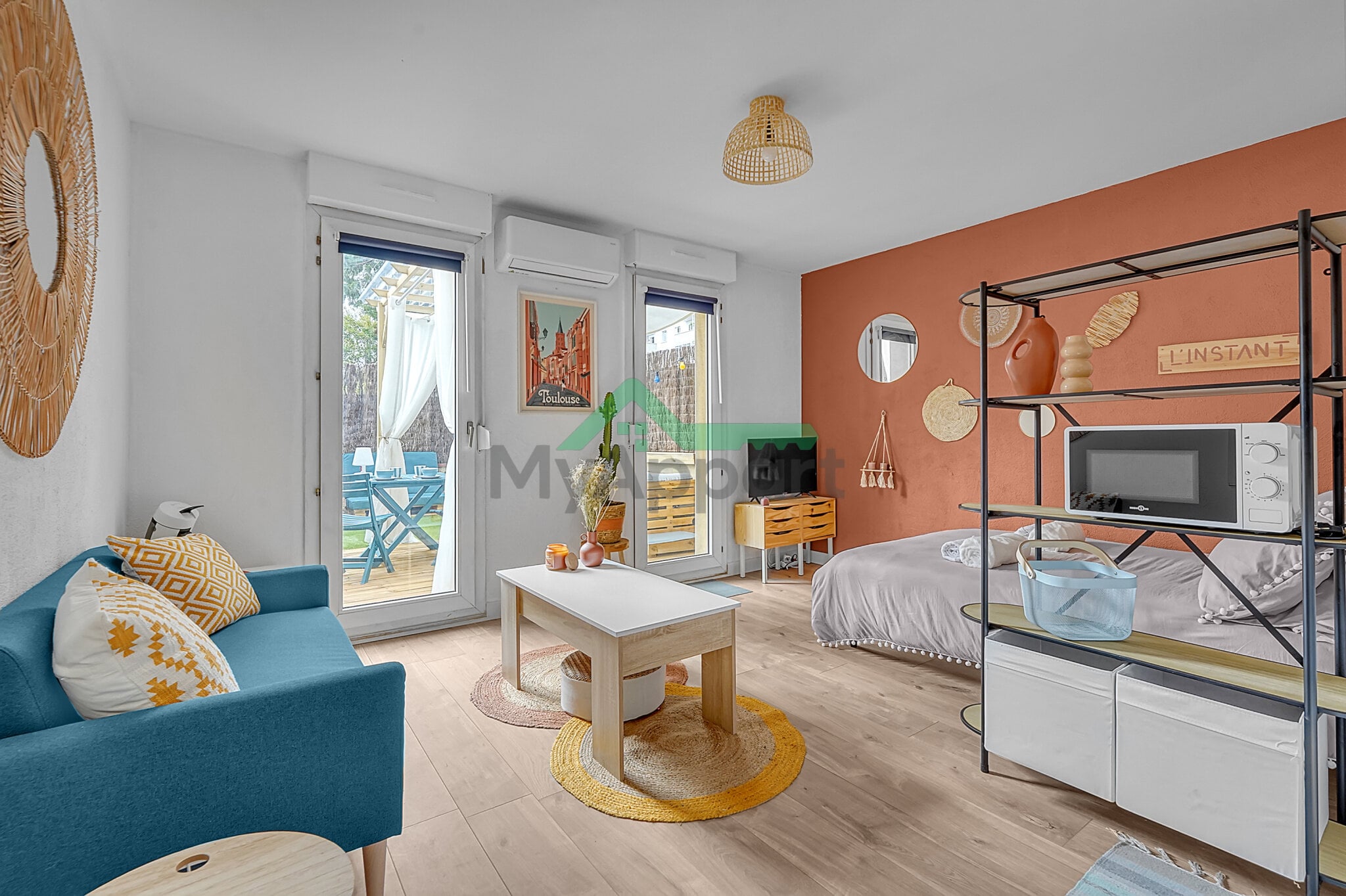 Studio meublé avec terrasse et jardin — photo 2