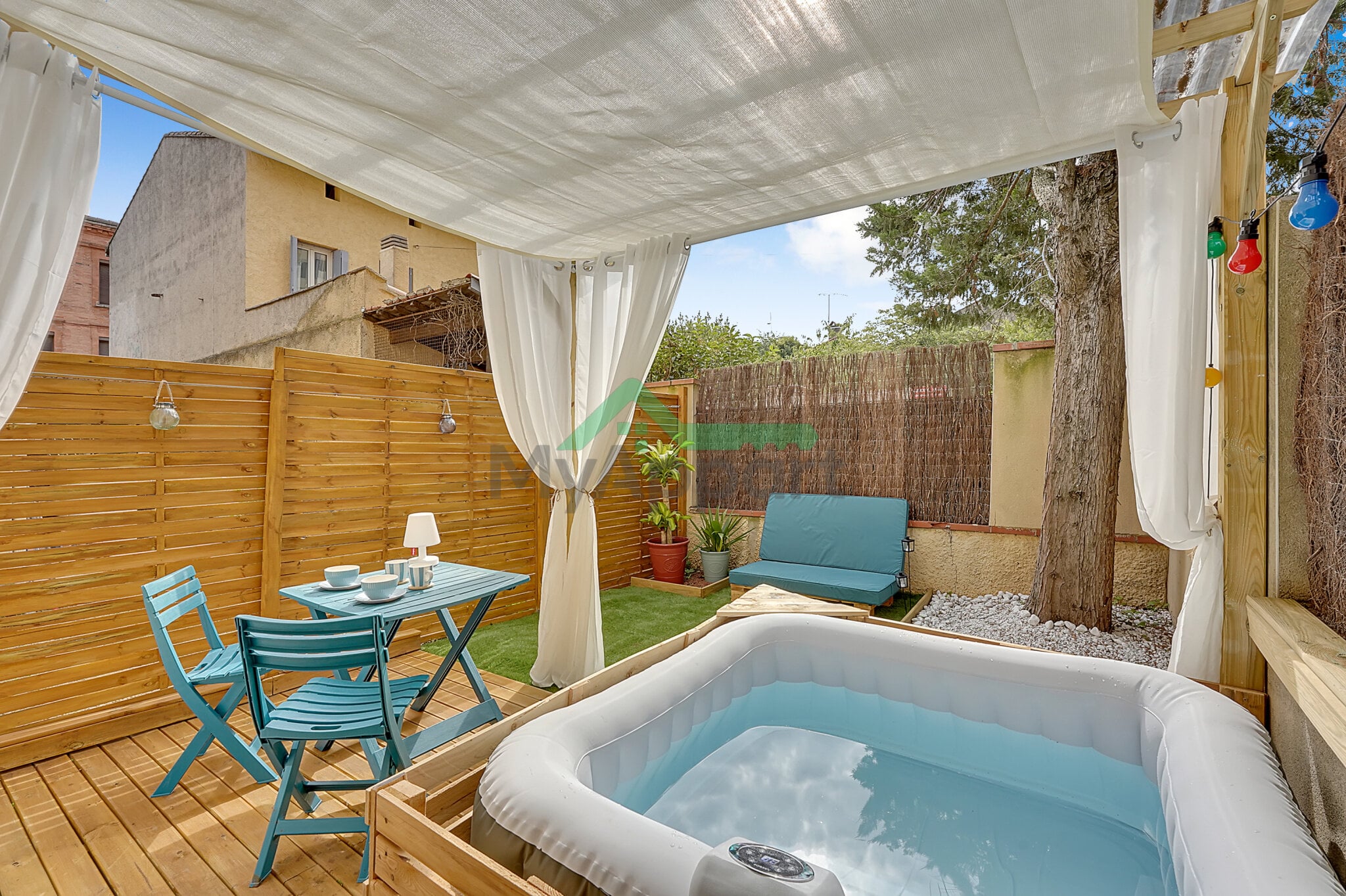 Studio meublé avec terrasse et jardin — photo 1