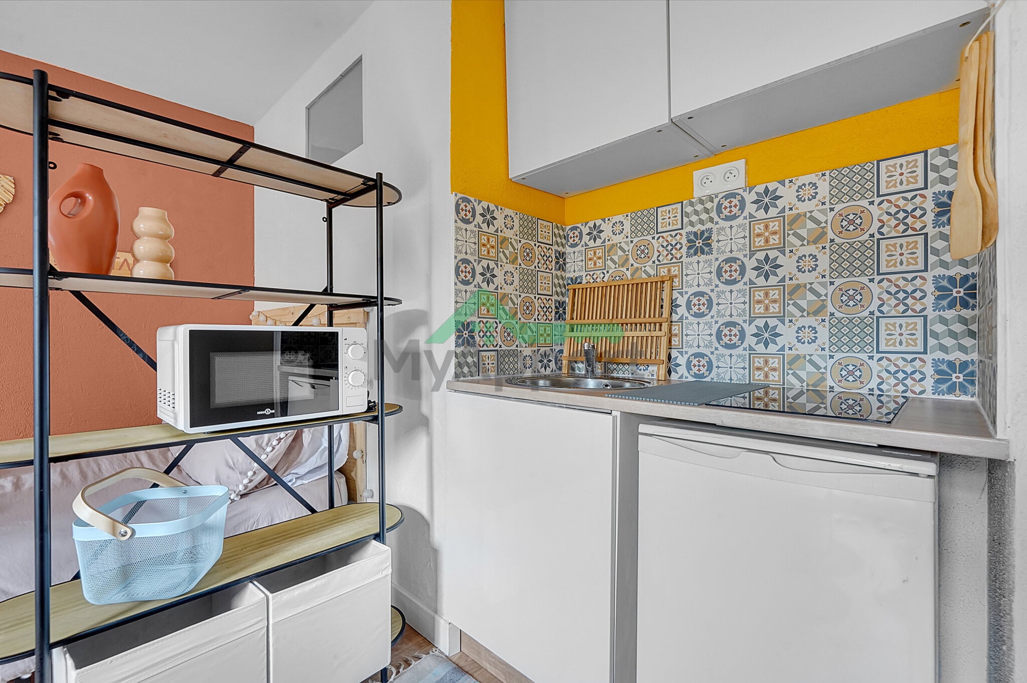 Studio meublé avec terrasse et jardin — photo 4