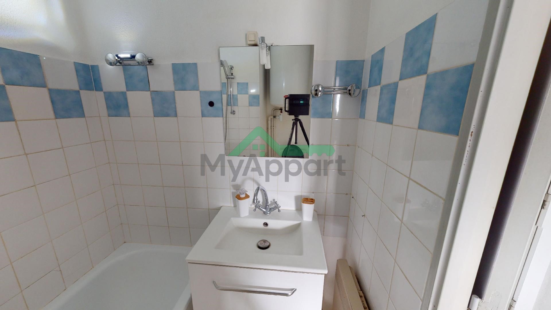 Studio meublé — photo 12