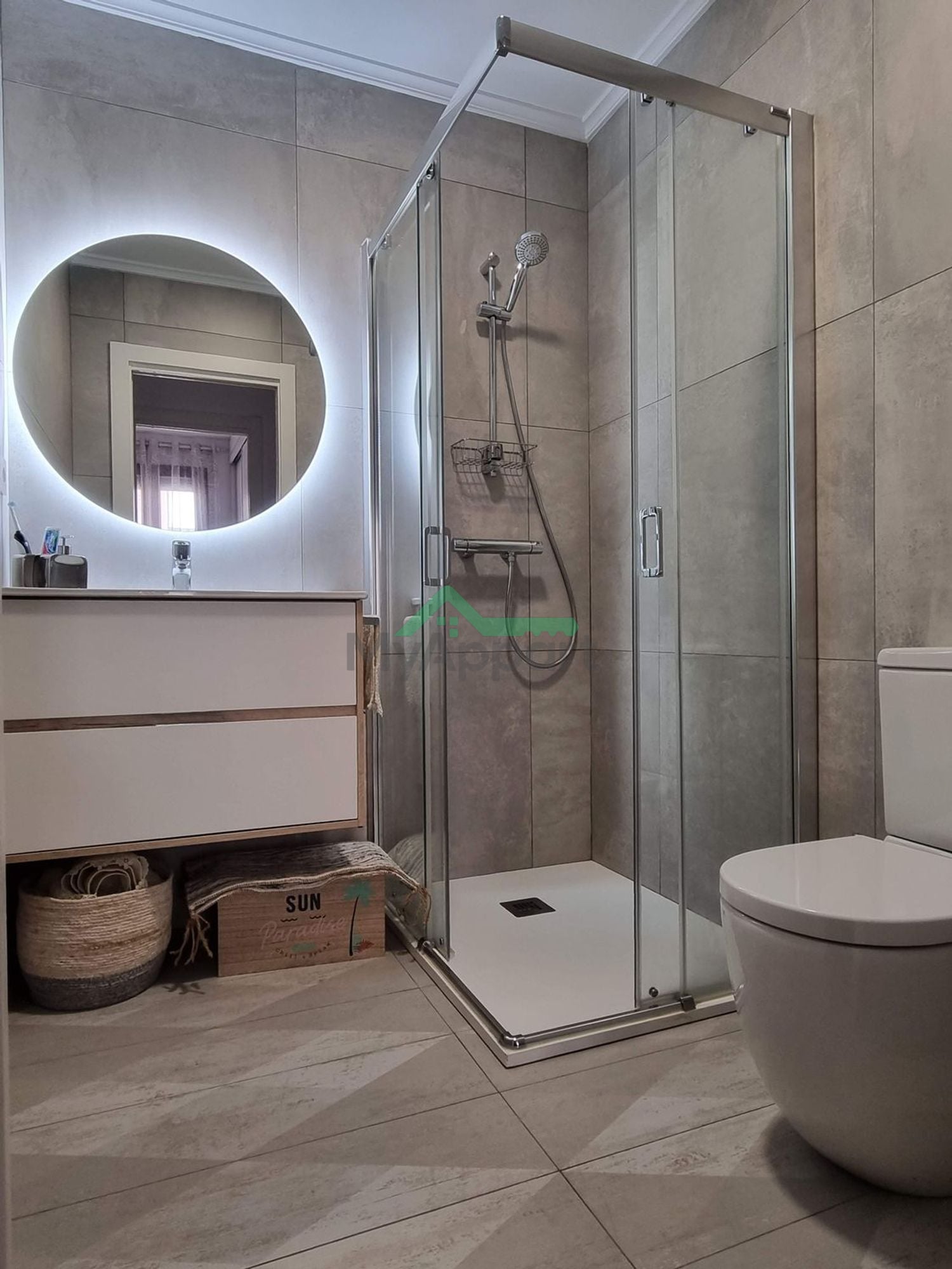 Piso céntrico reformado con balcón — foto 8