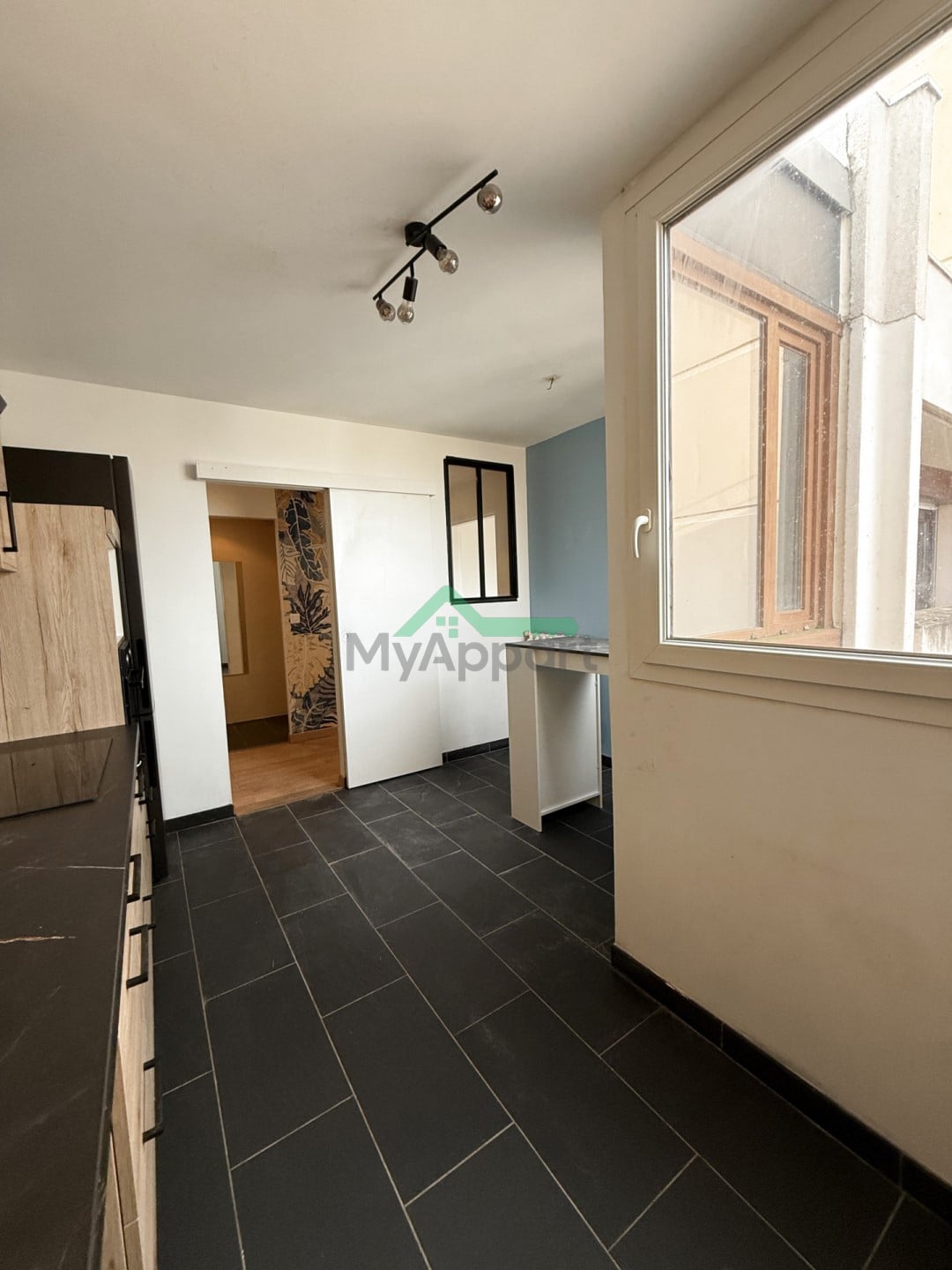 Appartement 3 pièces Balcon Parking — photo 2