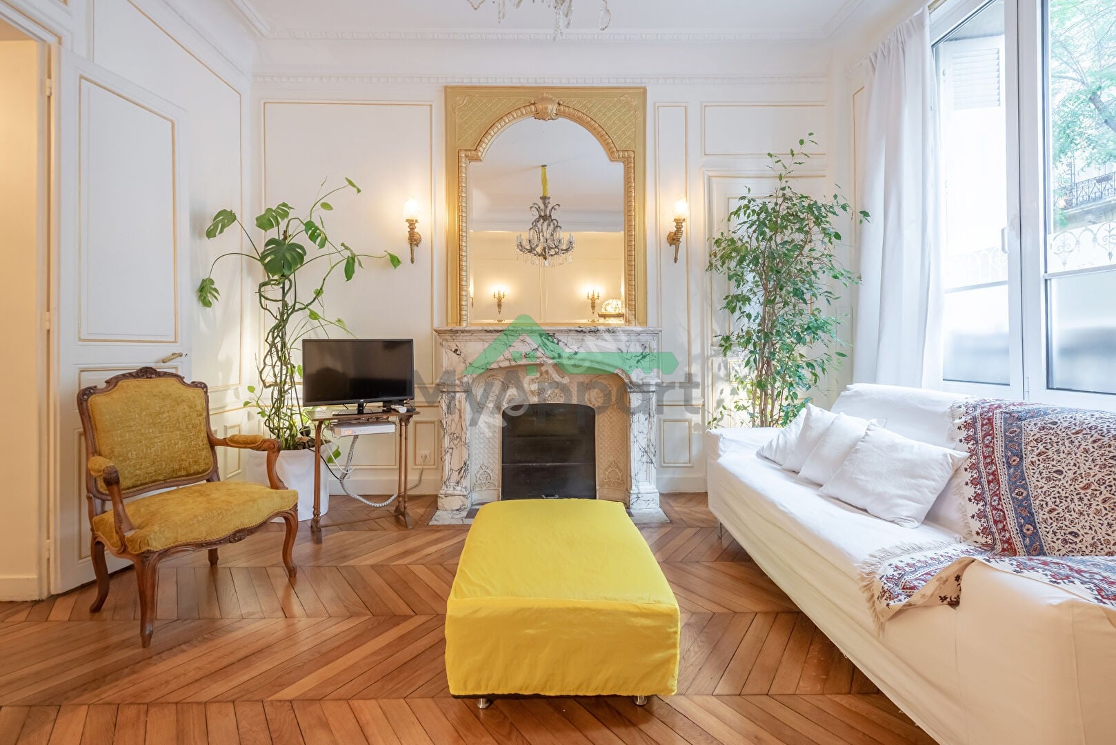 Appartement meublé haussmannien gardien