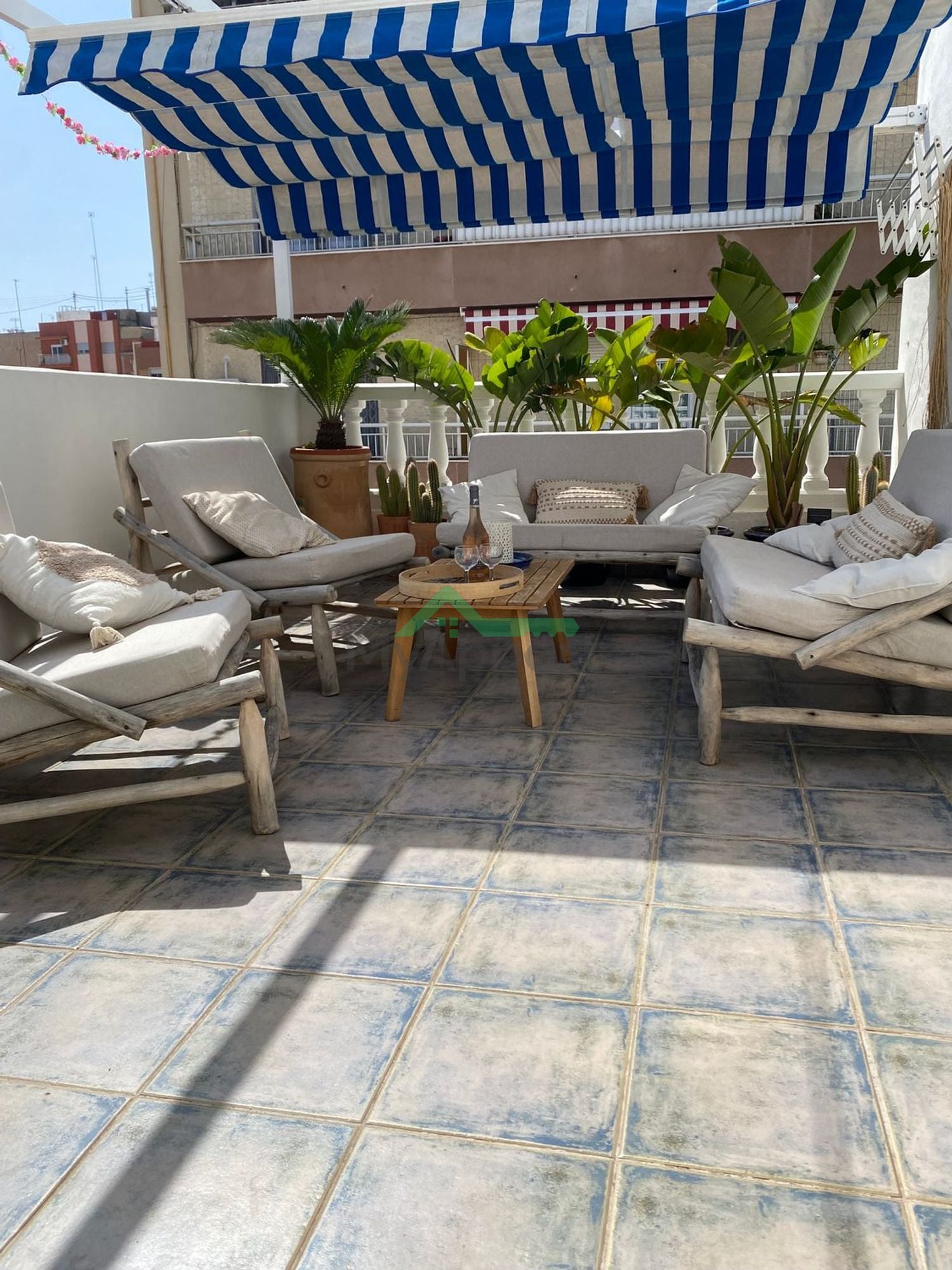 Casa adosada con terraza equipada — foto 5