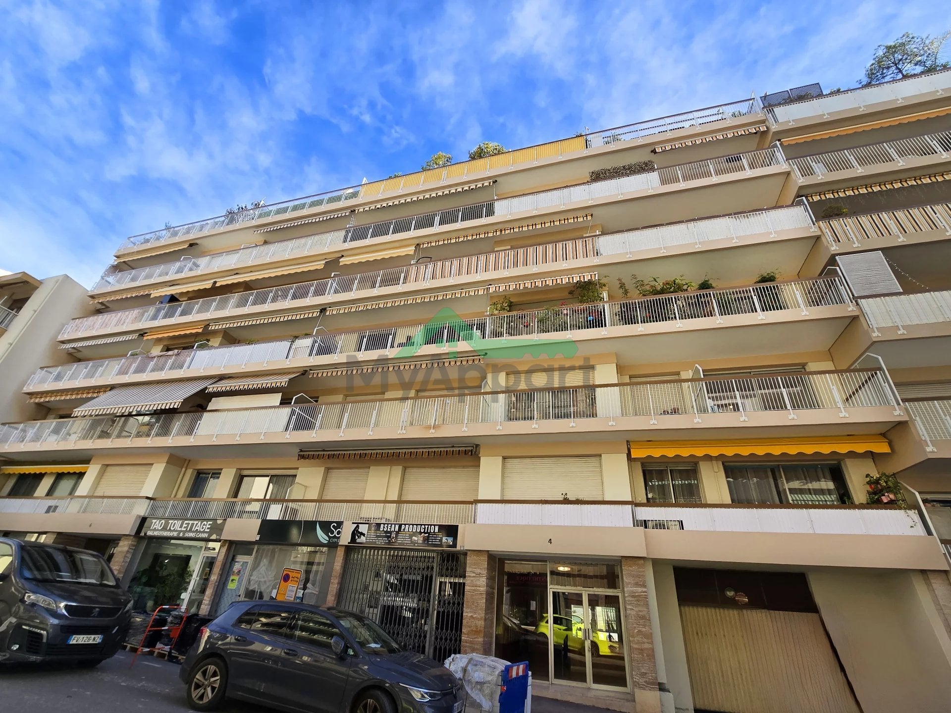 Appartement 2 pièces rénové terrasse à Nice