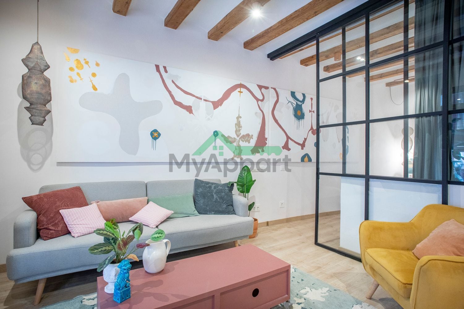 Apartamento amueblado balcón Born — foto 8