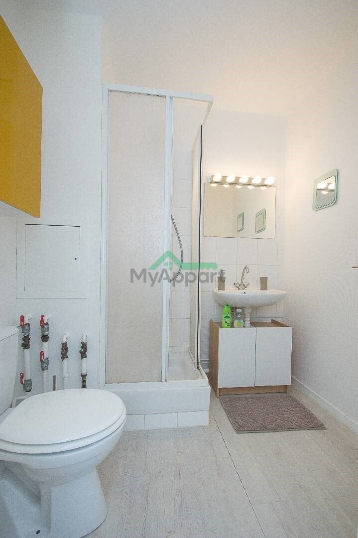 Location Studio 17 m² Rennes - Cleunay-Arsenal Redon - B Quai De La Prevalaye — photo 10