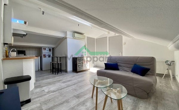 Studio meublé lumineux rue Breteuil