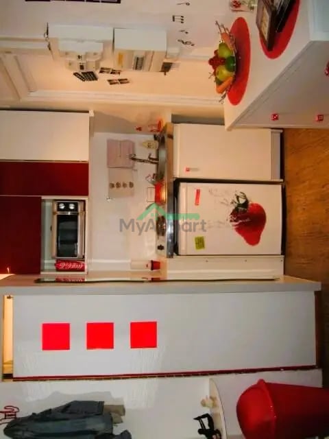 Studio meublé cuisine équipée — photo 3