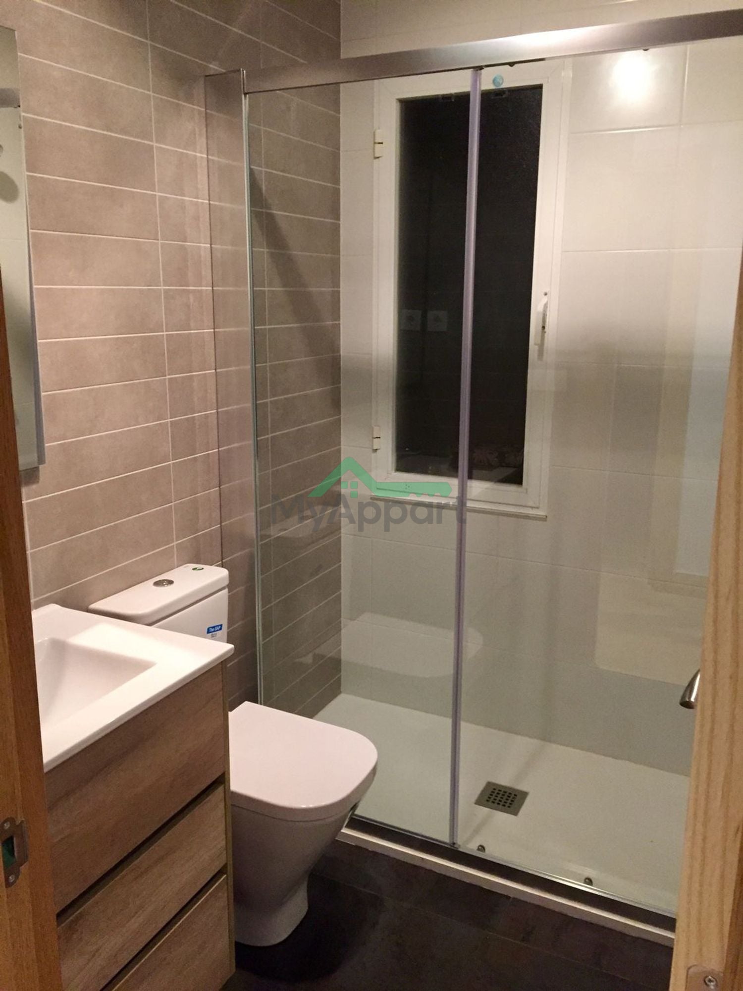 Piso reformado 2 hab amueblado — foto 5