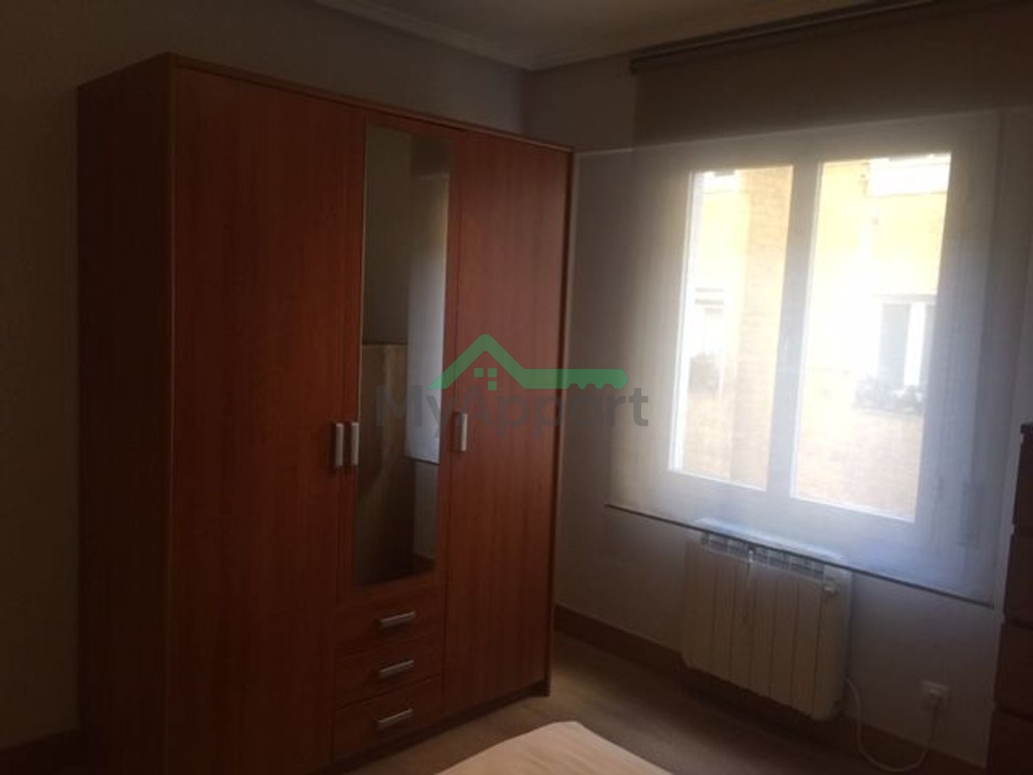 Piso reformado 2 hab amueblado — foto 9