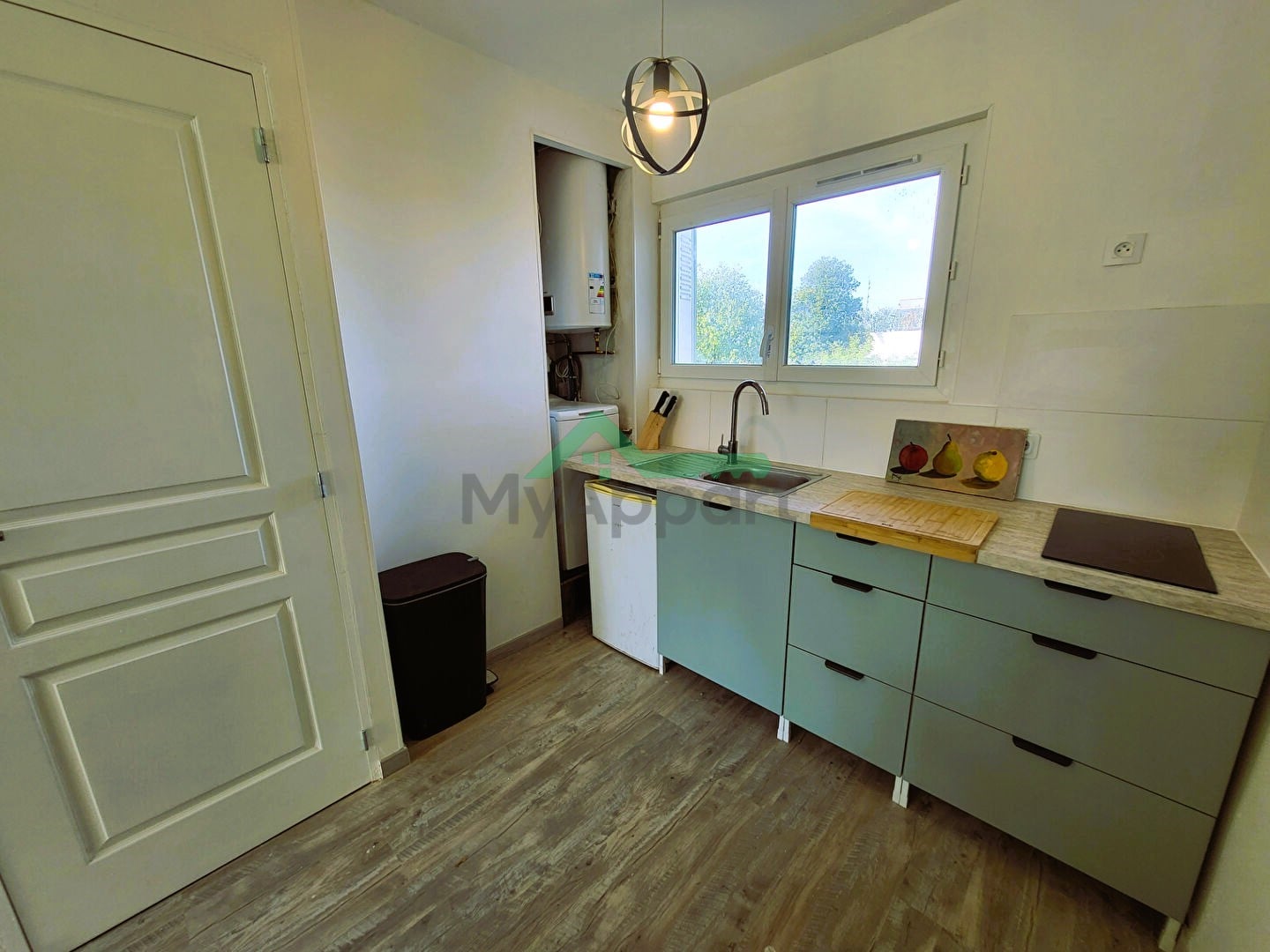 Studio meublé balcon parking privé — photo 2