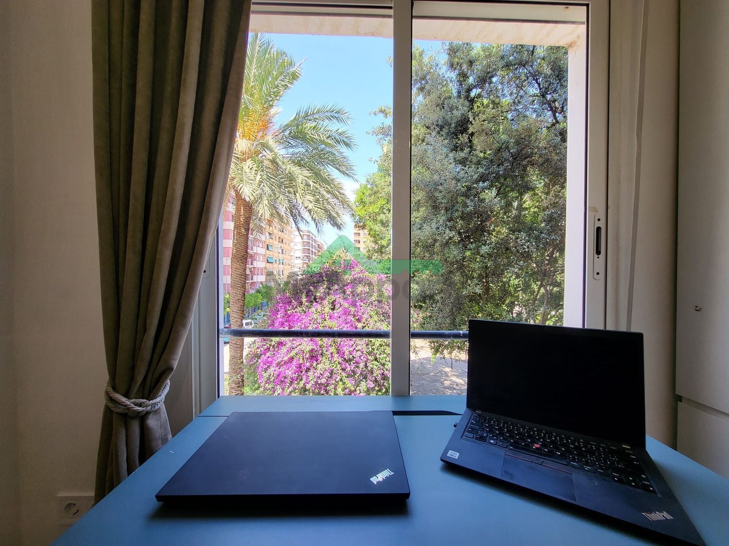 Piso reformado con balcón y vistas — foto 10