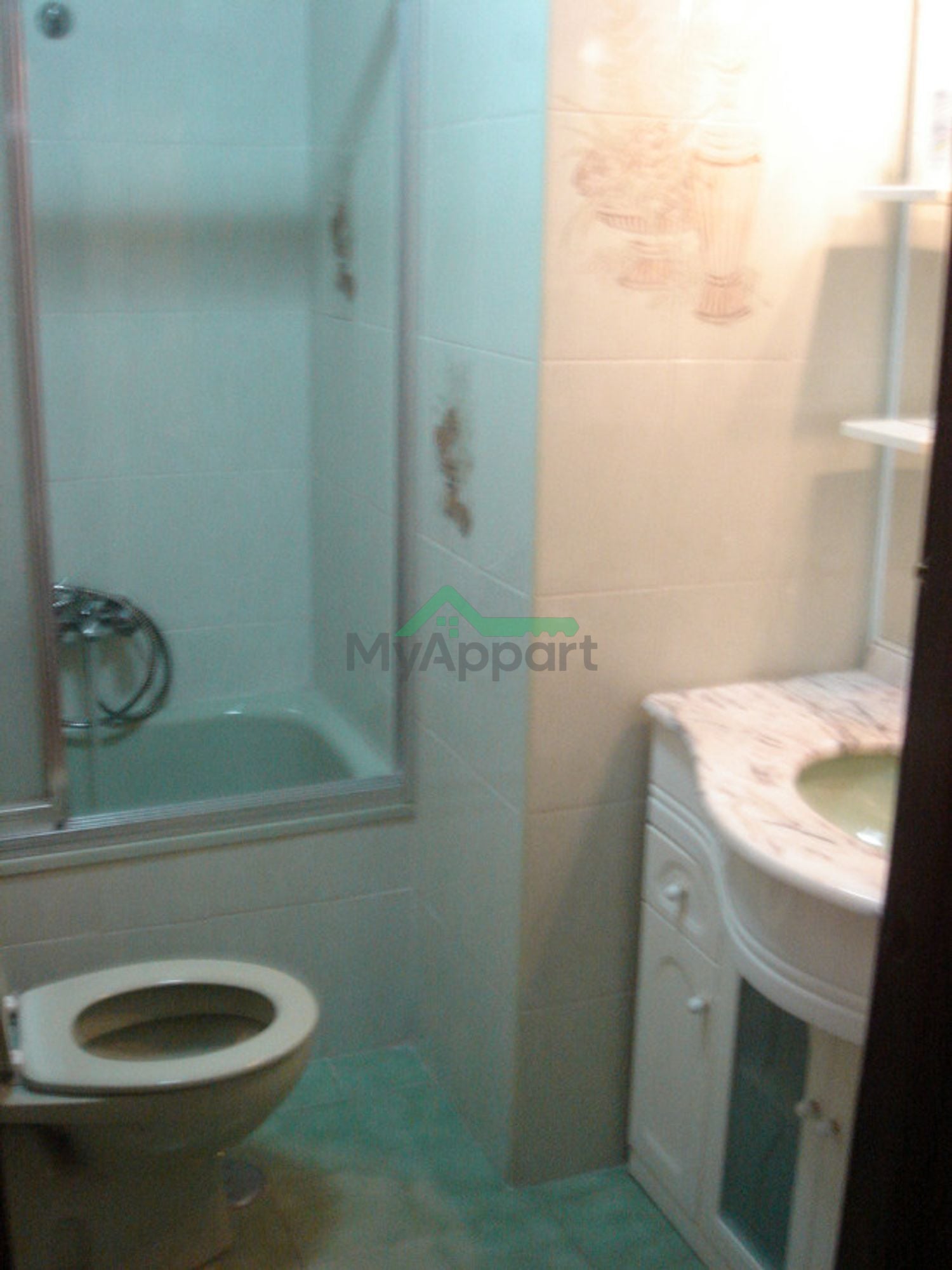 Piso céntrico 5 habitaciones parking — foto 8