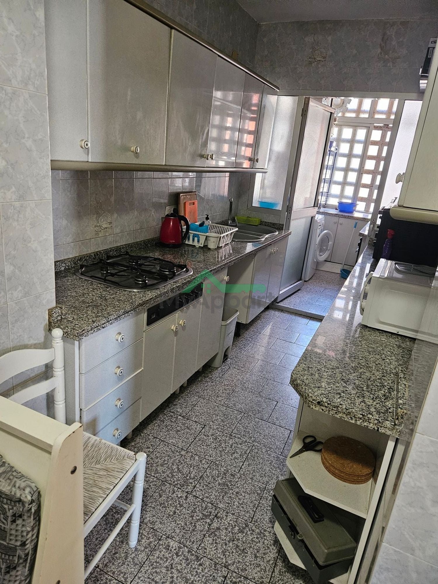 Piso céntrico 5 habitaciones parking — foto 9