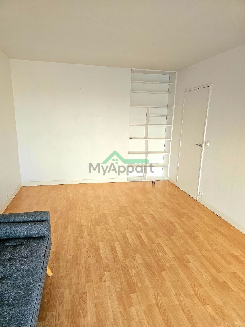 Appartement 3 pièces meublé lumineux balcon parking — photo 2