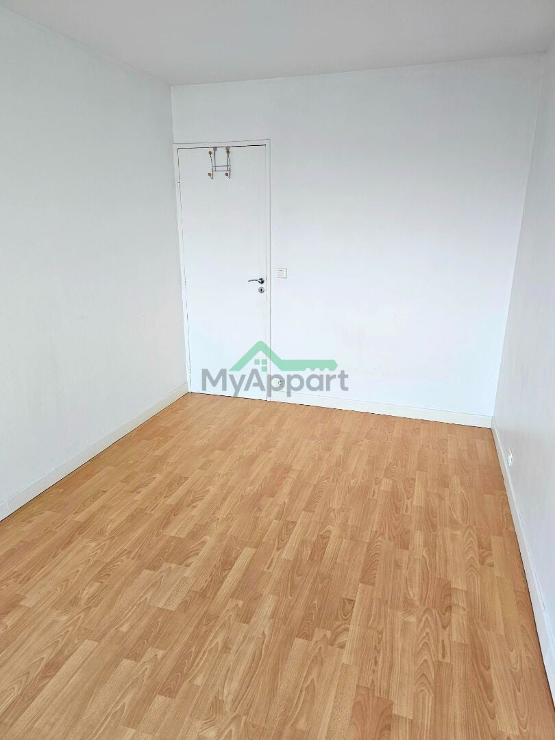 Appartement 3 pièces meublé lumineux balcon parking — photo 10