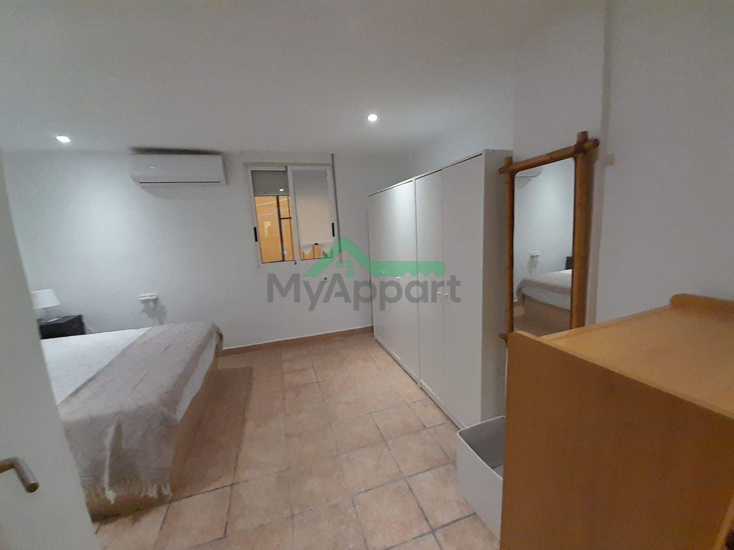 Apartamento 2 hab. servicios incluidos — foto 10