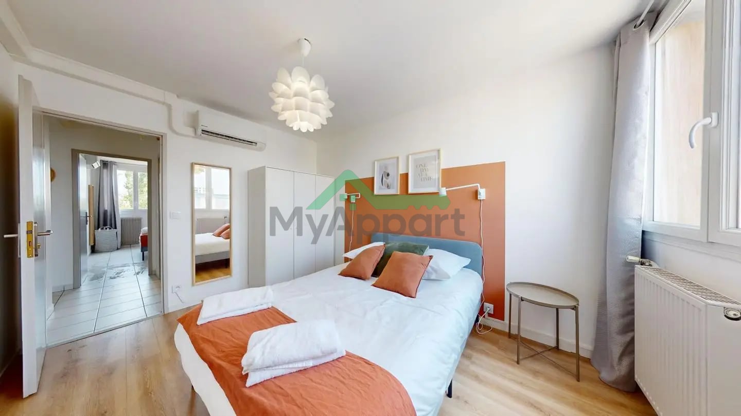 Appartement T3 lumineux meublé parking — photo 3