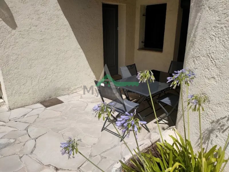 Appartement 3 pièces meublé terrasse parking — photo 3
